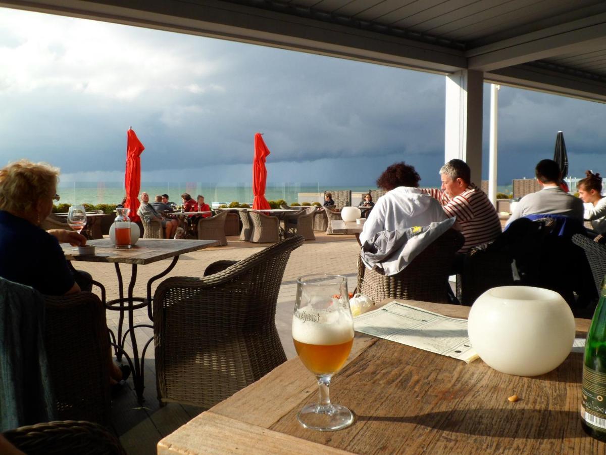 Appartement Residentie Amadeus Met Garage Sint-Idesbald Eksteriør billede